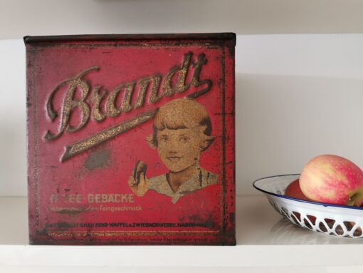 Alte Blechdose Brandt, alte Werbedose, alte Verkaufsvitrine, Fundzustand – Bild 11