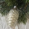 Alter Christbaumschmuck, Silber Glas, Tannenzapfen